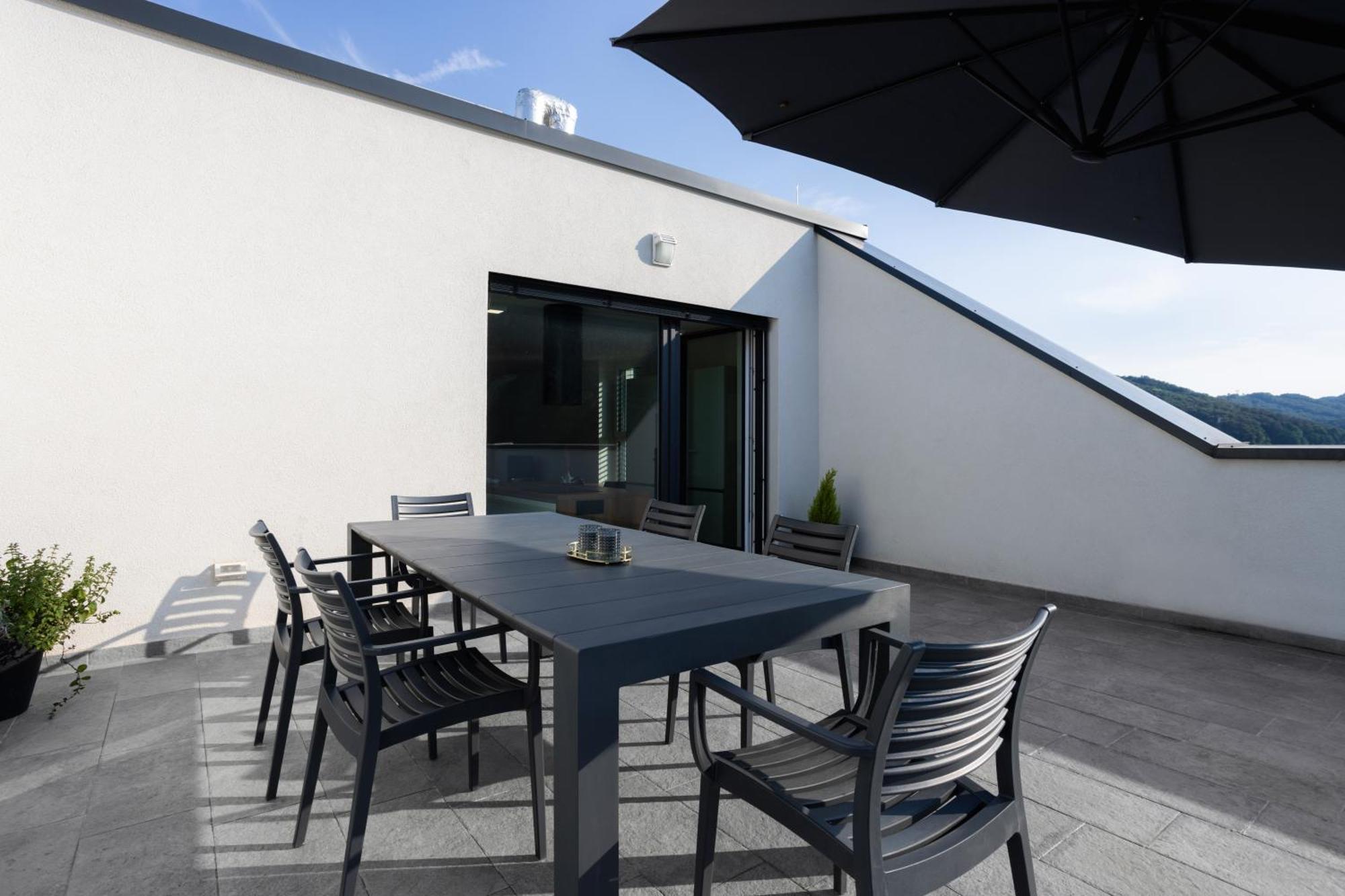 Dalgona Delux Apartment